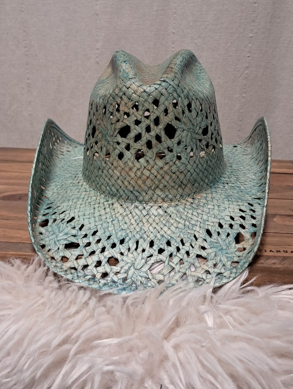 Bullhide Run A Muck "Temptations" Blue Straw Cowboy Hat Vented Shapeable Size L